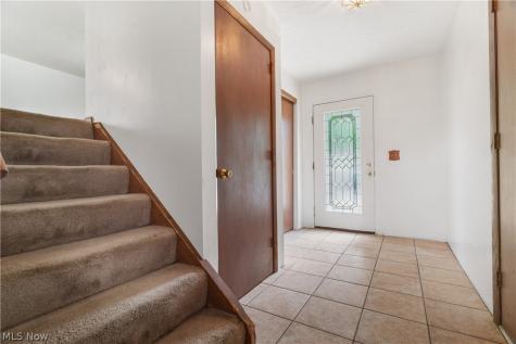 8572 Greenmeadow Avenue NW Canal Fulton OH 44614