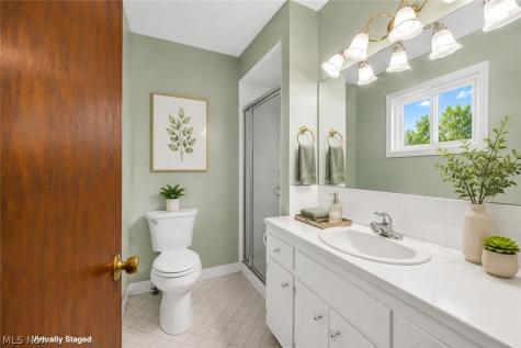 4576 Queen Ann Court South Euclid OH 44121