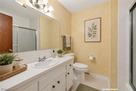 4576 Queen Ann Court South Euclid OH 44121