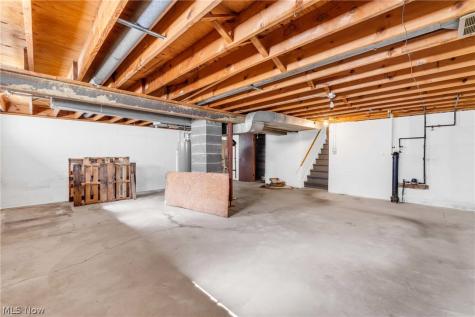 4576 Queen Ann Court South Euclid OH 44121