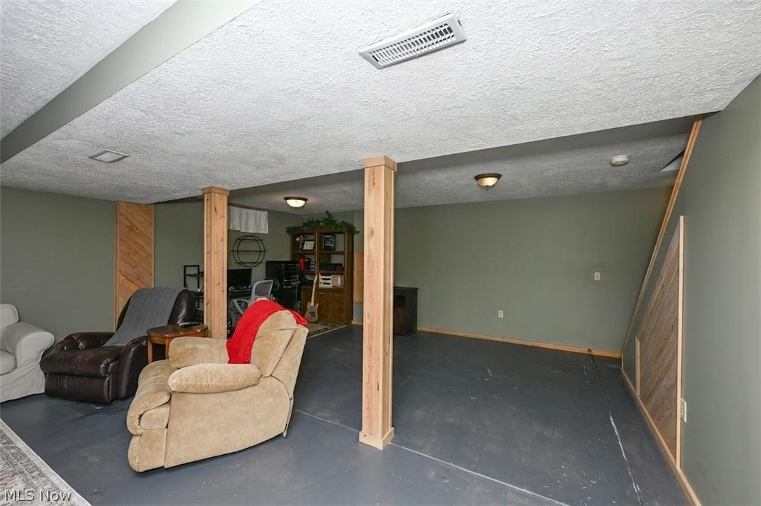 829 Dan Avenue Canal Fulton OH 44614