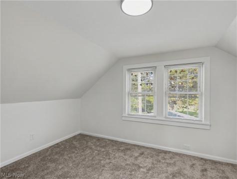 10316 Way Avenue Cleveland OH 44105