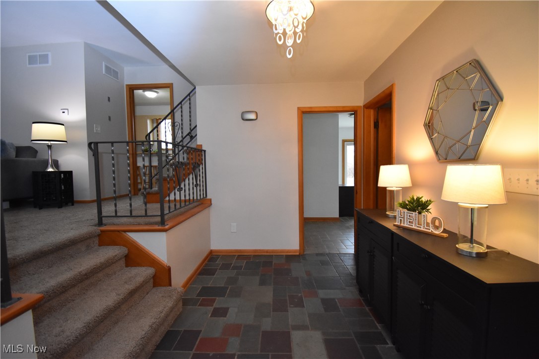 7085 Sunnydell Drive Brookfield OH 44403