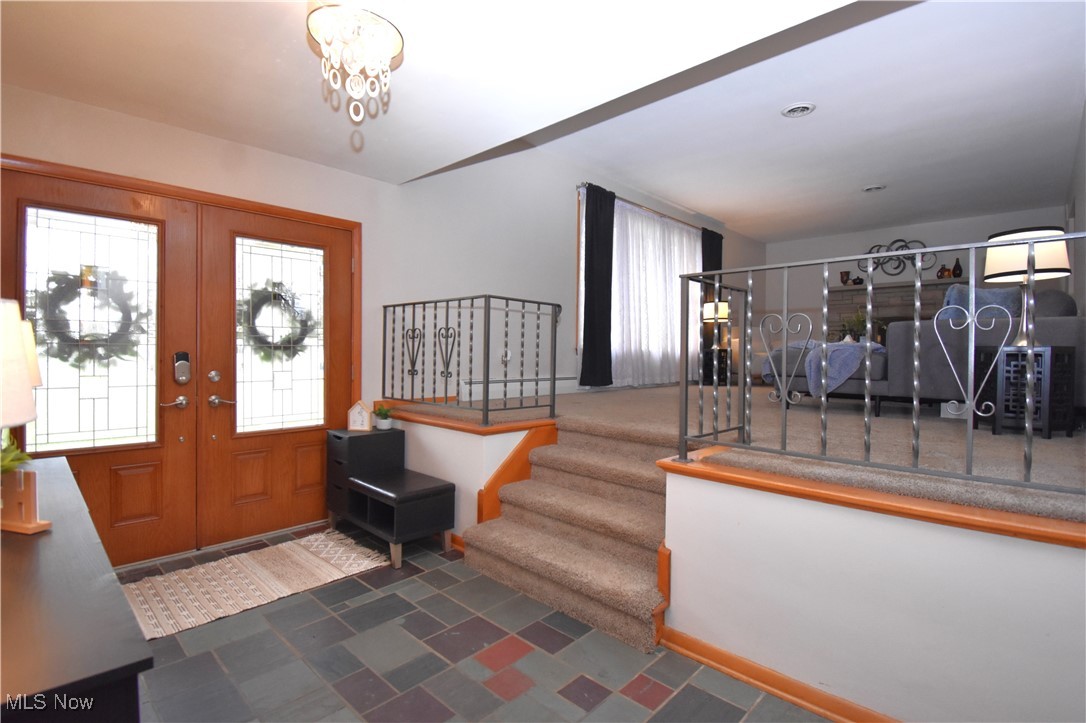 7085 Sunnydell Drive Brookfield OH 44403