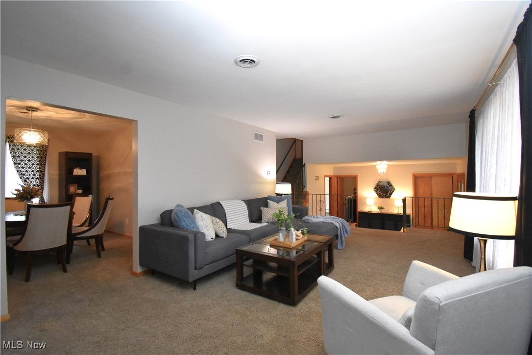 7085 Sunnydell Drive Brookfield OH 44403