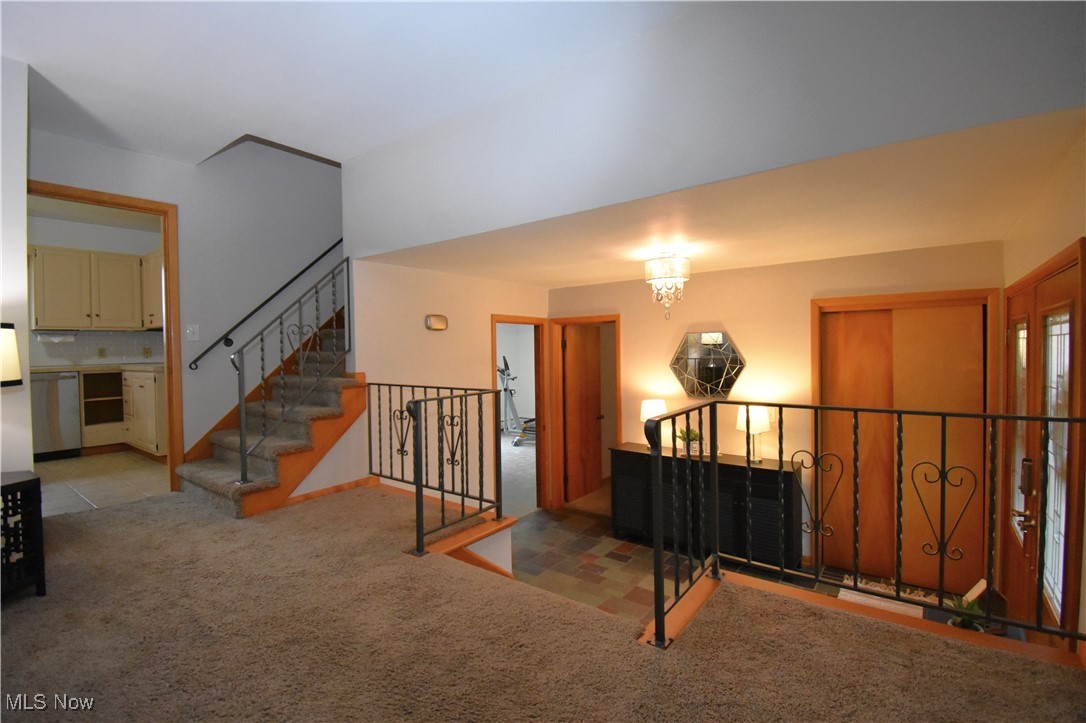 7085 Sunnydell Drive Brookfield OH 44403