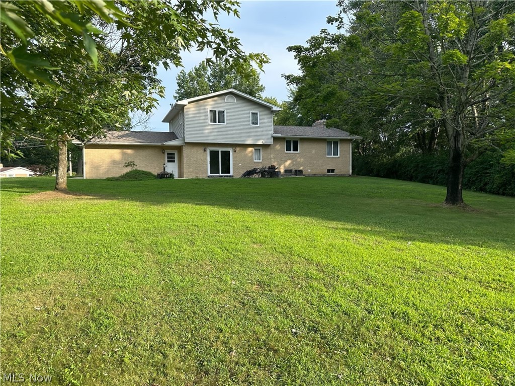 7085 Sunnydell Drive Brookfield OH 44403