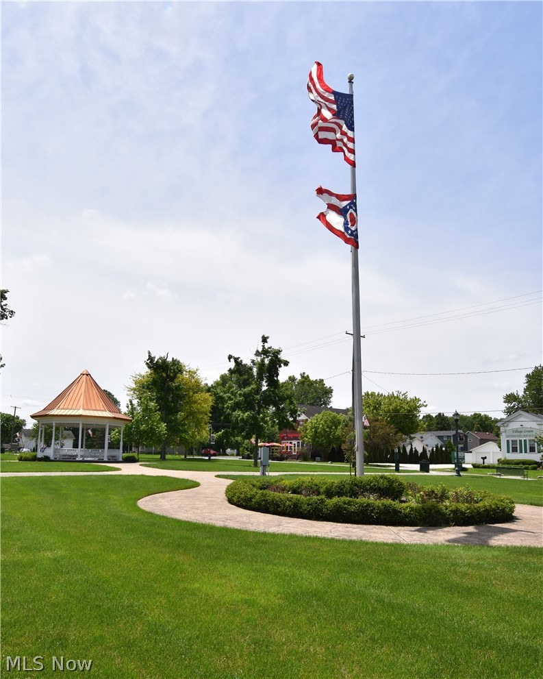 7085 Sunnydell Drive Brookfield OH 44403