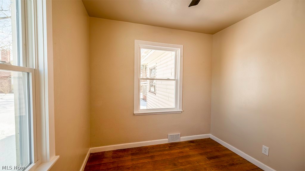 2134 Estabrook Avenue NW Warren OH 44485