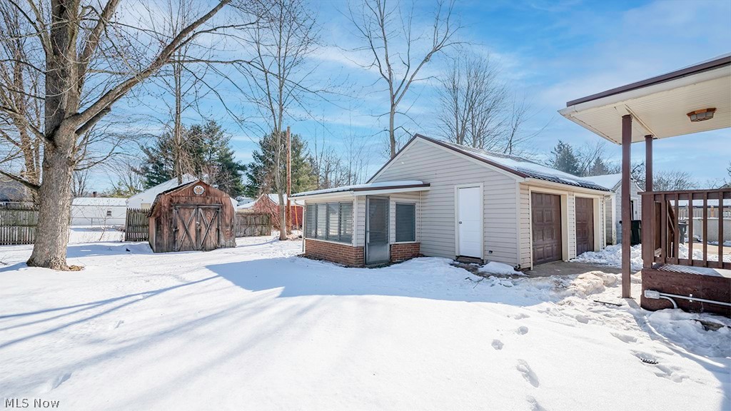 2134 Estabrook Avenue NW Warren OH 44485