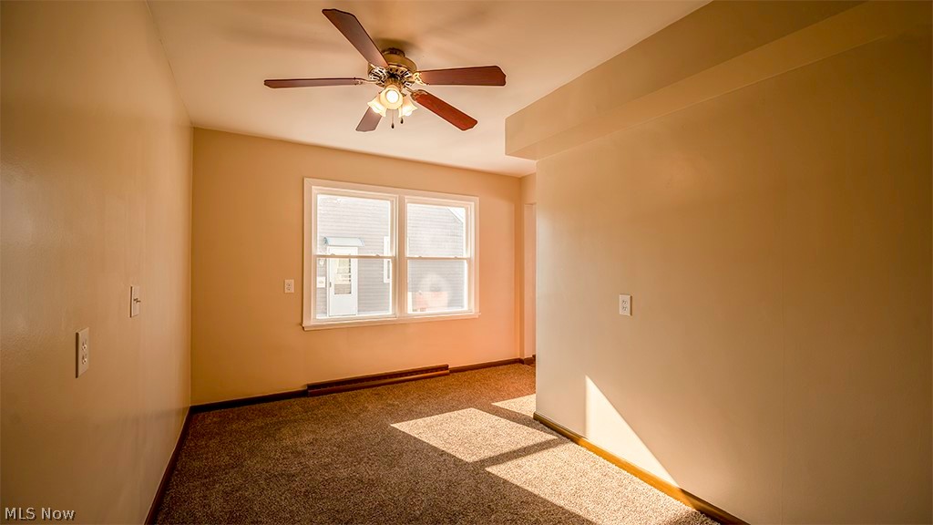2134 Estabrook Avenue NW Warren OH 44485