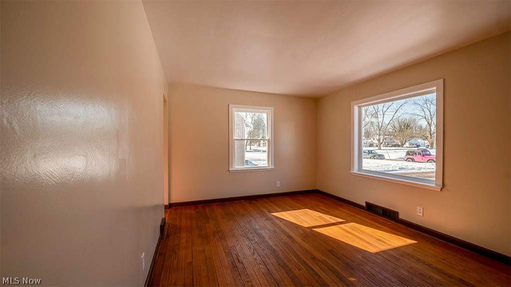 2134 Estabrook Avenue NW Warren OH 44485