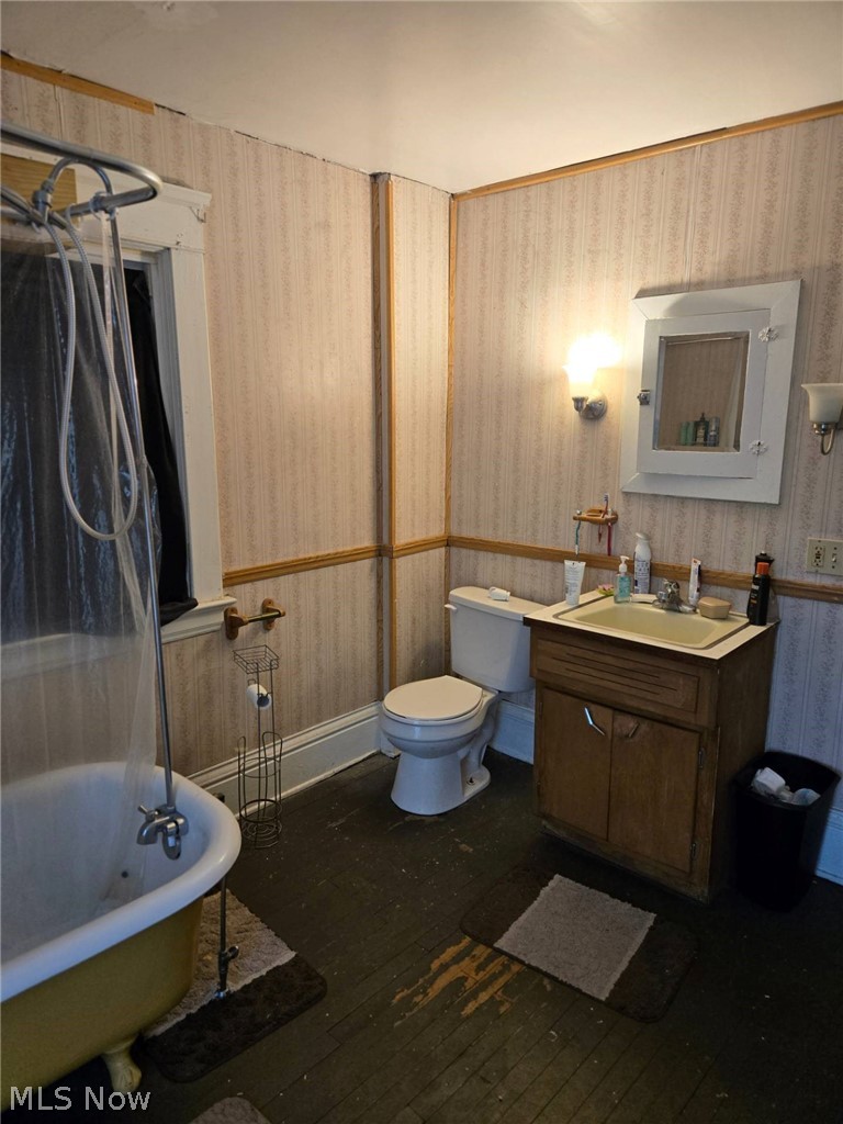 907 Delia Avenue Akron OH 44320