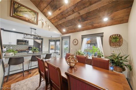 4166 Groveland Avenue SW Navarre OH 44662