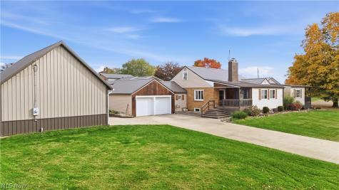 4166 Groveland Avenue SW Navarre OH 44662