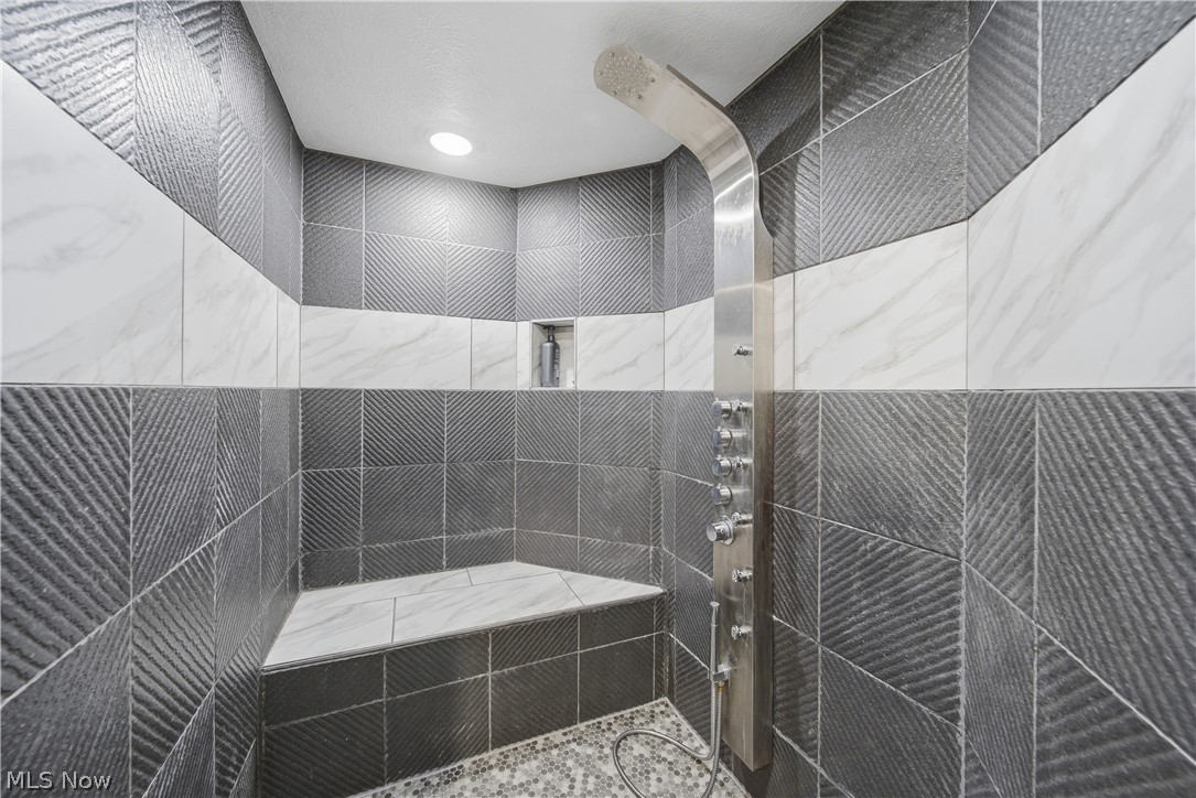 4166 Groveland Avenue SW Navarre OH 44662