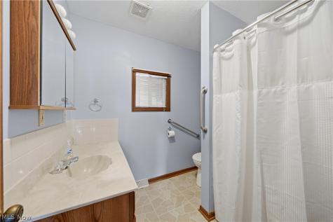4166 Groveland Avenue SW Navarre OH 44662