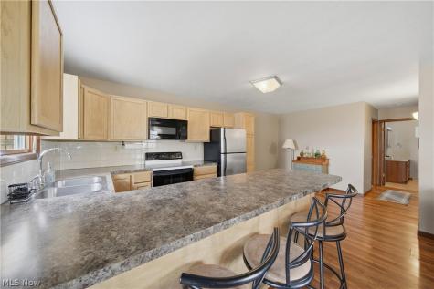 4166 Groveland Avenue SW Navarre OH 44662