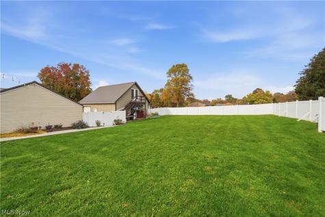 4166 Groveland Avenue SW Navarre OH 44662