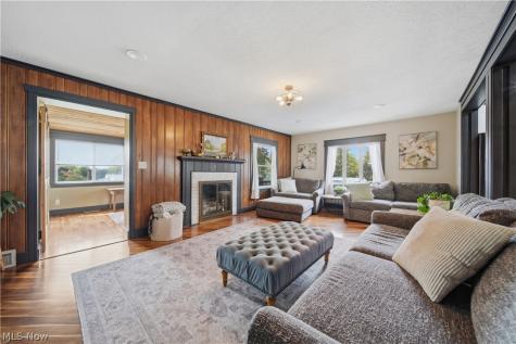 4166 Groveland Avenue SW Navarre OH 44662