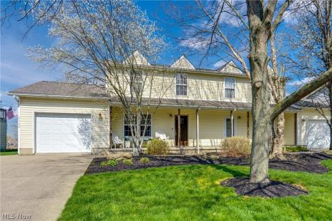 2325 Lakeside Drive Lakemore OH 44250