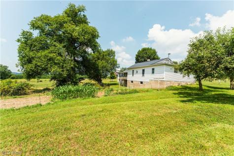 5642 County Road 59 Millersburg OH 44654