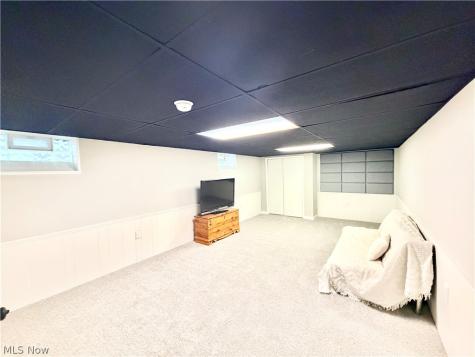 8409 Wainstead Drive Parma OH 44129