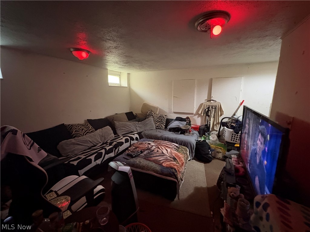 24951 Treadwell Euclid OH 44117