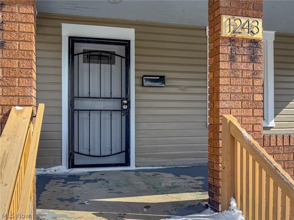 1243 Oakgrove Avenue Steubenville OH 43952