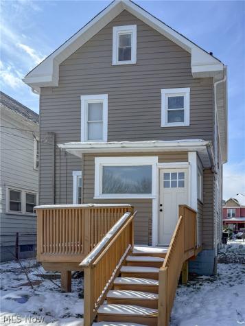 1243 Oakgrove Avenue Steubenville OH 43952