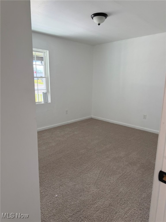 148 4th Street Frazeysburg OH 43822