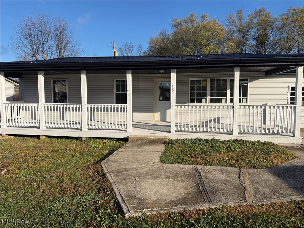 148 4th Street Frazeysburg OH 43822