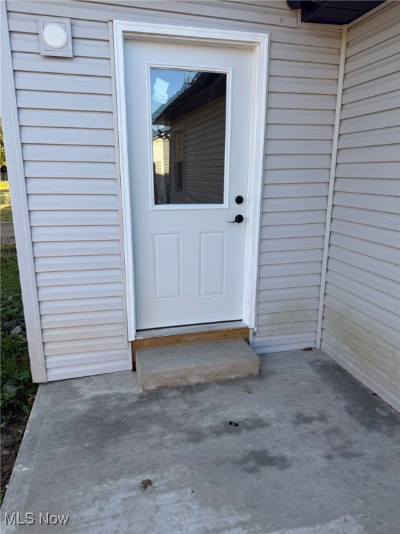 148 4th Street Frazeysburg OH 43822