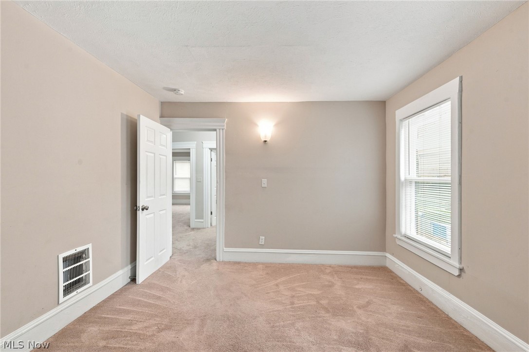 2260 E 85th Street Cleveland OH 44106