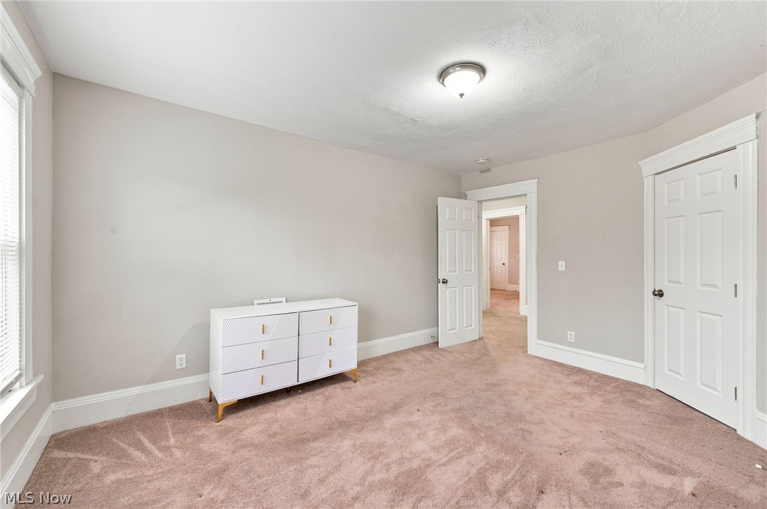 2260 E 85th Street Cleveland OH 44106