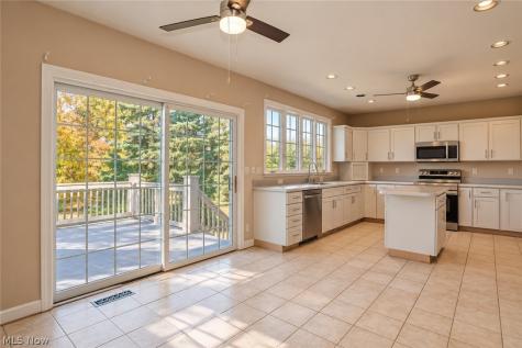 2463 Wise Road North Canton OH 44720