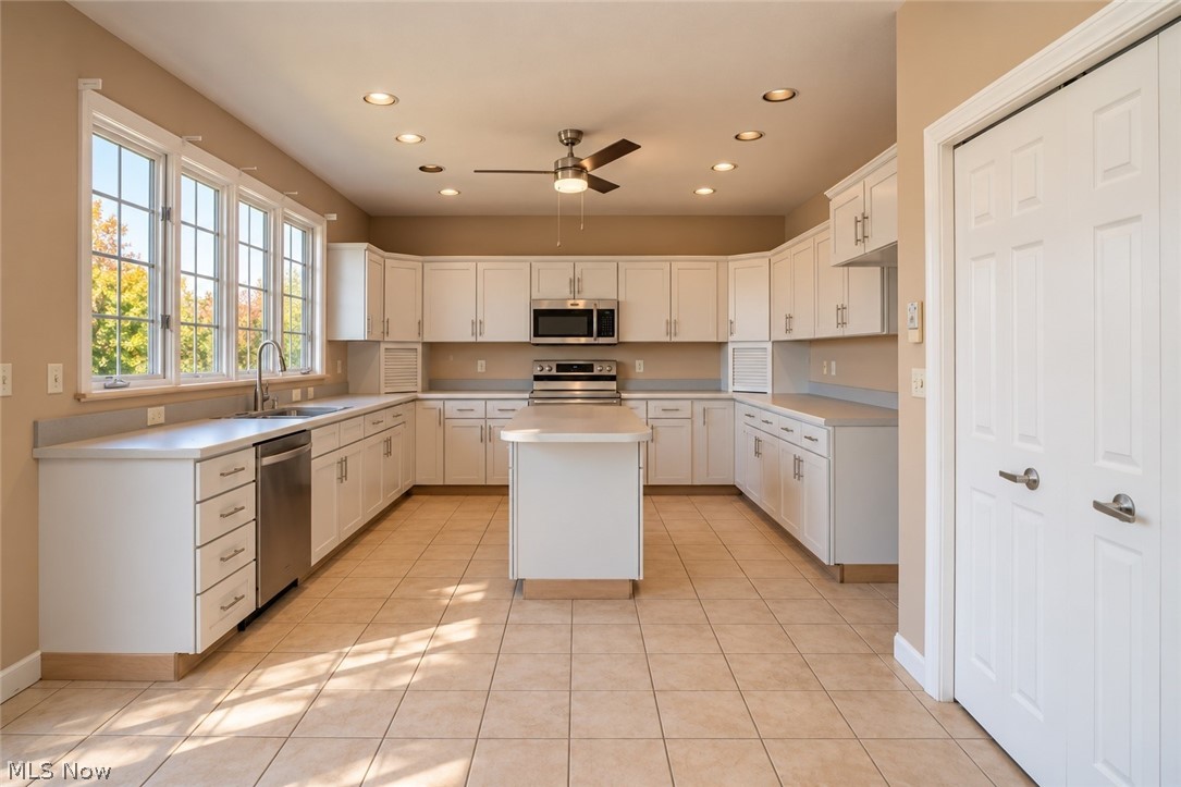 2463 Wise Road North Canton OH 44720
