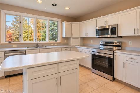 2463 Wise Road North Canton OH 44720