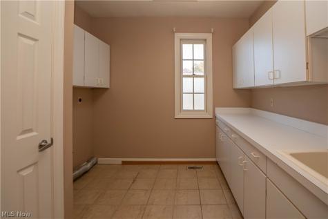 2463 Wise Road North Canton OH 44720