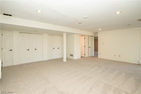 2463 Wise Road North Canton OH 44720