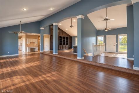 2463 Wise Road North Canton OH 44720