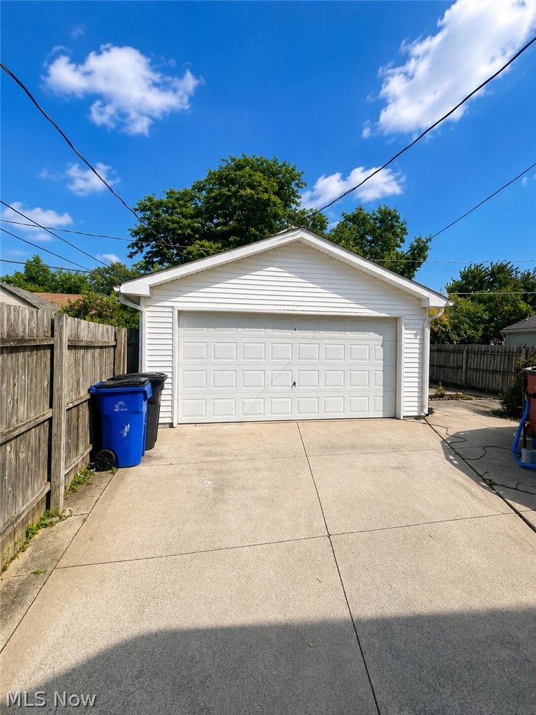 12910 Bennington Avenue Cleveland OH 44135