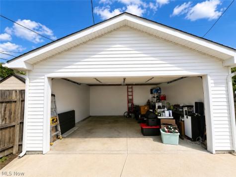 12910 Bennington Avenue Cleveland OH 44135