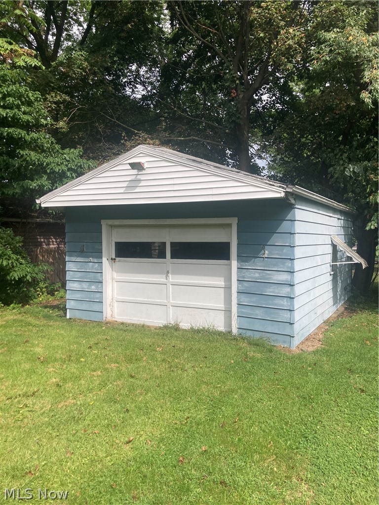1227 Murray Avenue Akron OH 44310