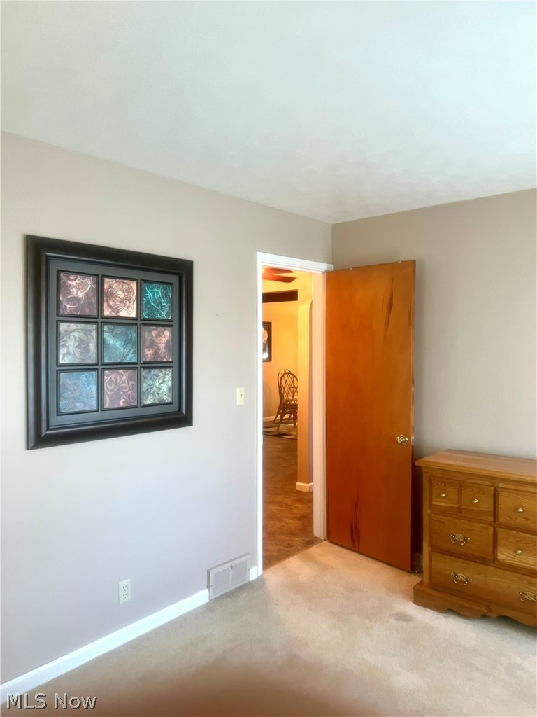 5769 Emerson Avenue NW Champion OH 44483