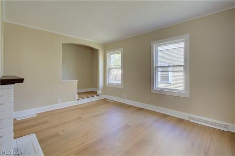 816 Devine Street Alliance OH 44601