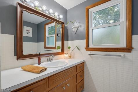 445 N Lyman Street Wadsworth OH 44281