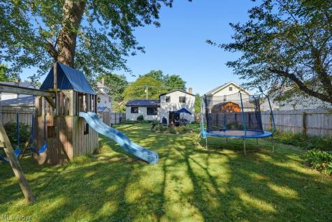 445 N Lyman Street Wadsworth OH 44281