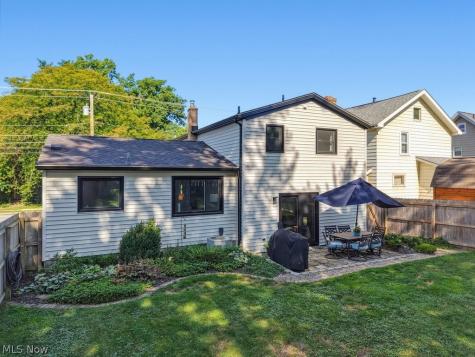 445 N Lyman Street Wadsworth OH 44281