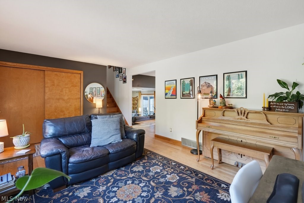 445 N Lyman Street Wadsworth OH 44281